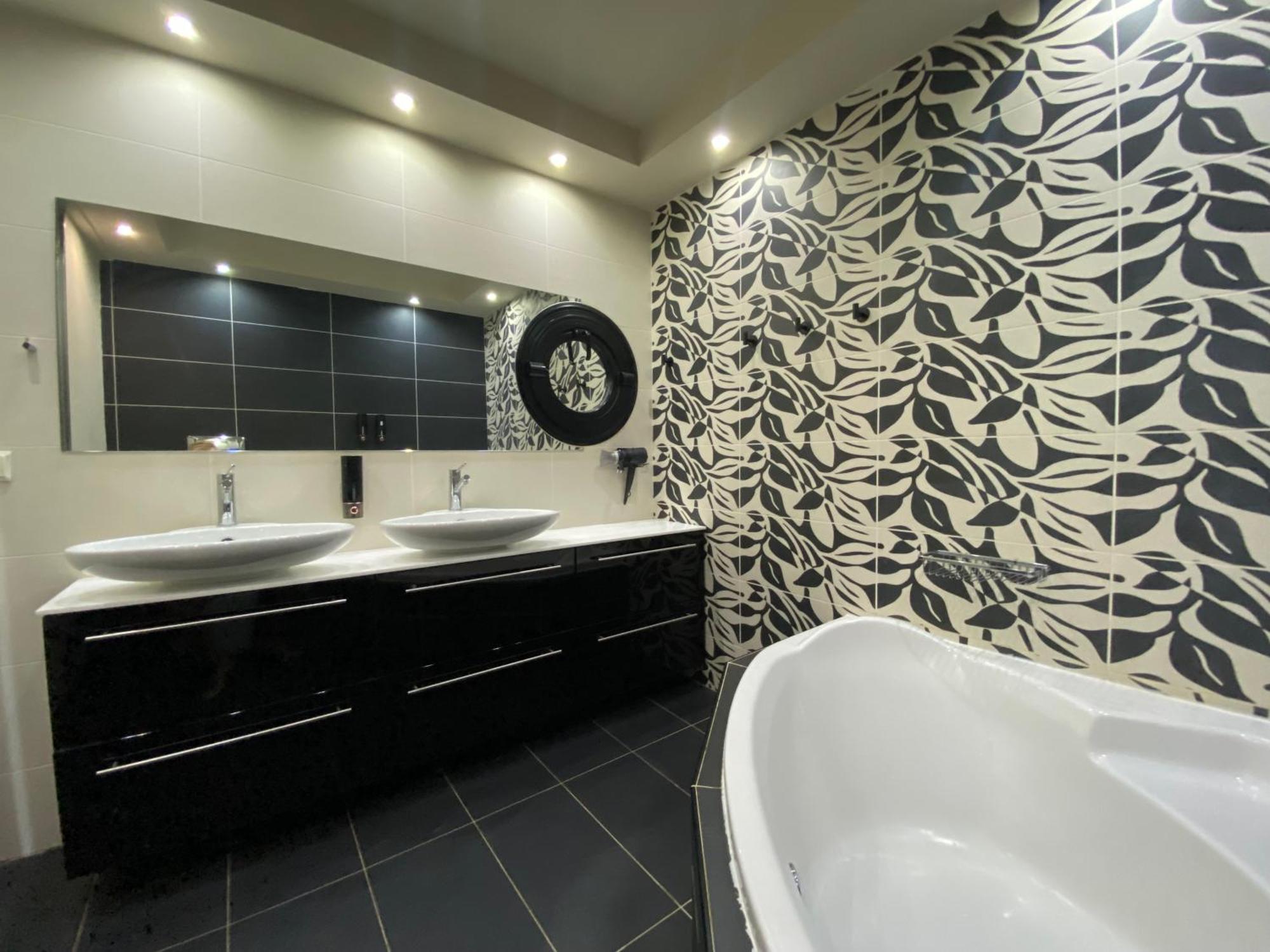 Luxury View Apartment 10Min From Athens Airport Koropíon Buitenkant foto